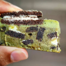 Load image into Gallery viewer, Matcha Oreo Blondie