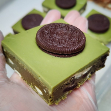 Load image into Gallery viewer, Matcha Oreo Blondie
